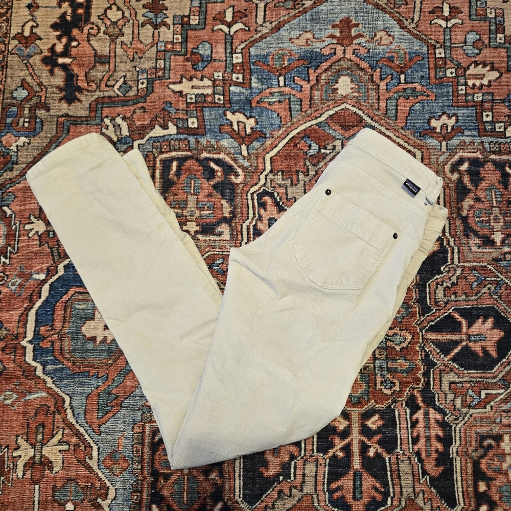 Patagonia 28 Cream Corduroy Pants